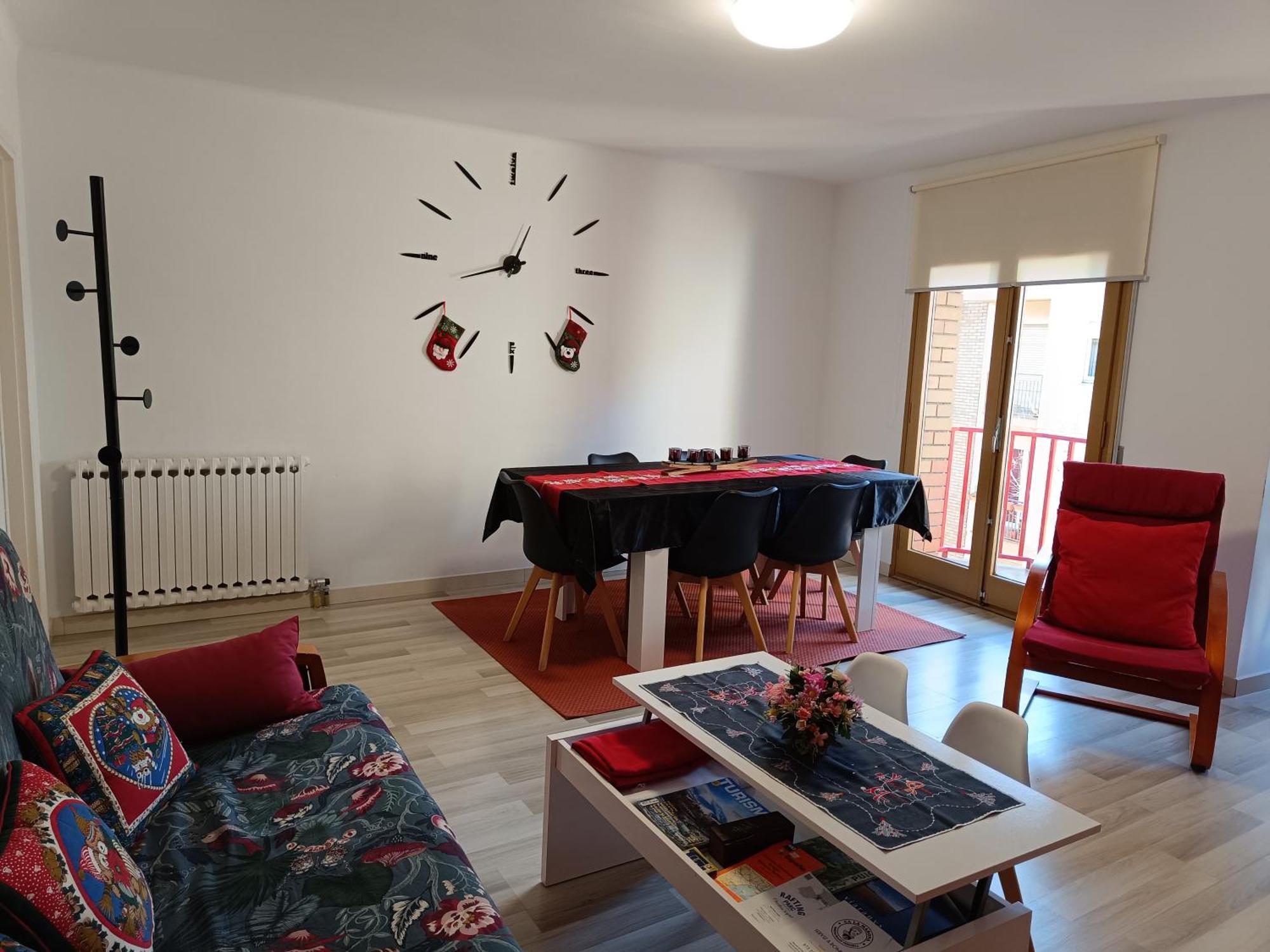 Apartamento confort La Seu de Urgell La Seu d'Urgell Exterior foto
